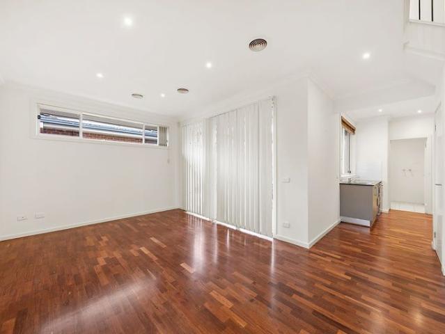 Townhouse for rent in Camerons Creek, Victoria