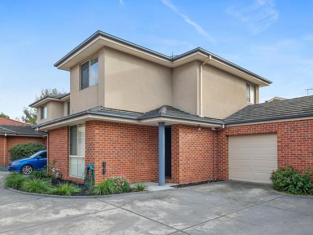 Townhouse for rent in Camerons Creek, Victoria
