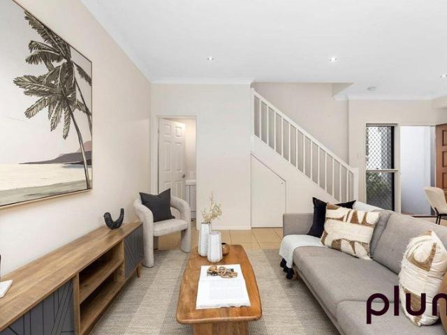Townhouse for rent in Toombul, Queensland