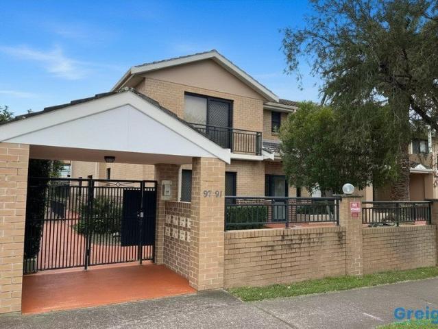 Townhouse for rent in Sydney, New South Wales
