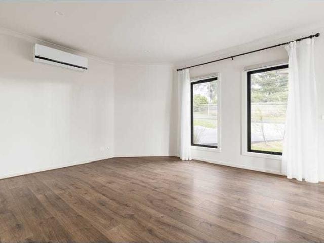 Townhouse for rent in Wantirna, Melbourne