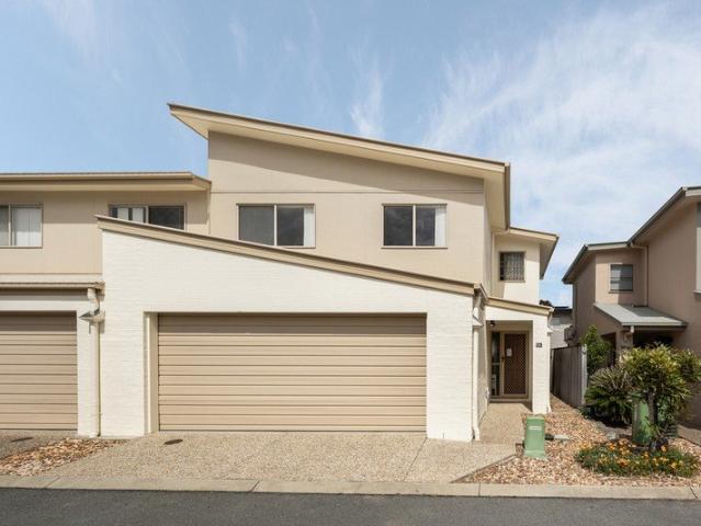 Townhouse for sale in Toombul, Queensland