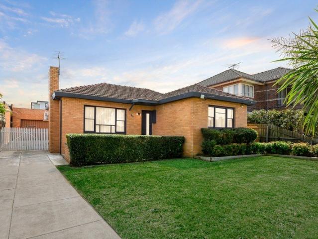House for sale in Essendon West, Melbourne