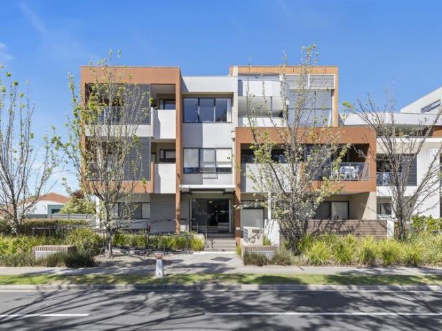Apartment for sale in Doncaster East, Melbourne
