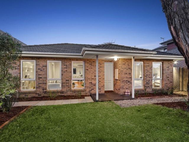 Townhouse for rent in Camerons Creek, Victoria