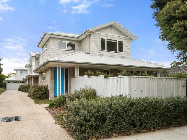 Townhouse for rent in Camerons Creek, Victoria