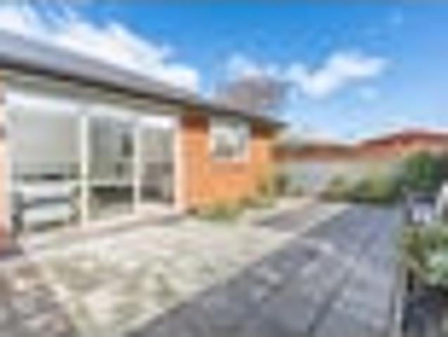 House for sale in Otakou