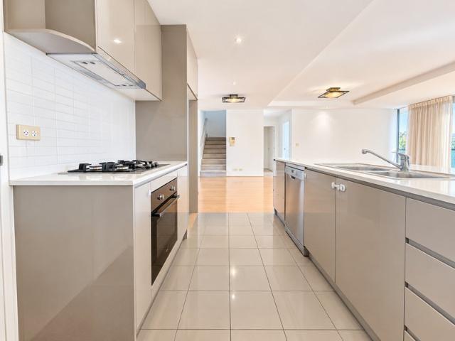 Townhouse for rent in Marsfield, Sydney