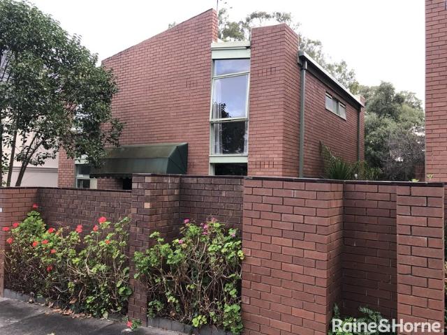 House for rent in Box Hill, Melbourne