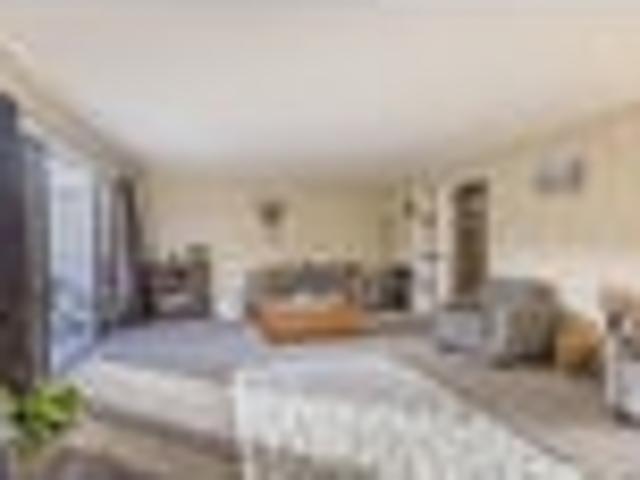 Apartment for sale in Linden, Wellington