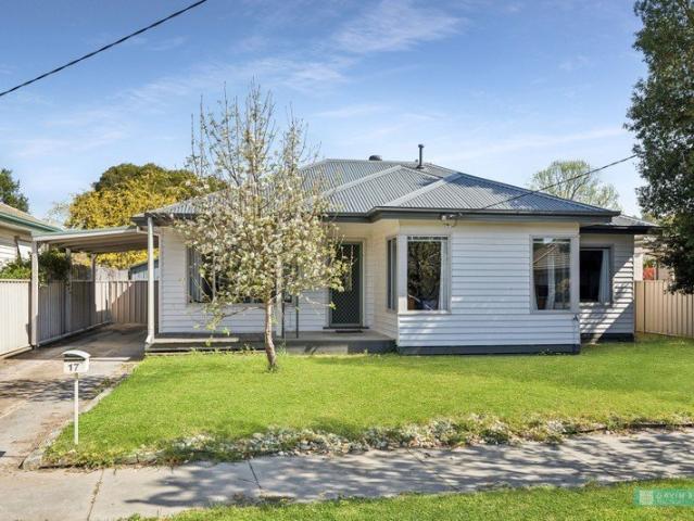 House for sale in White Hills, Bendigo