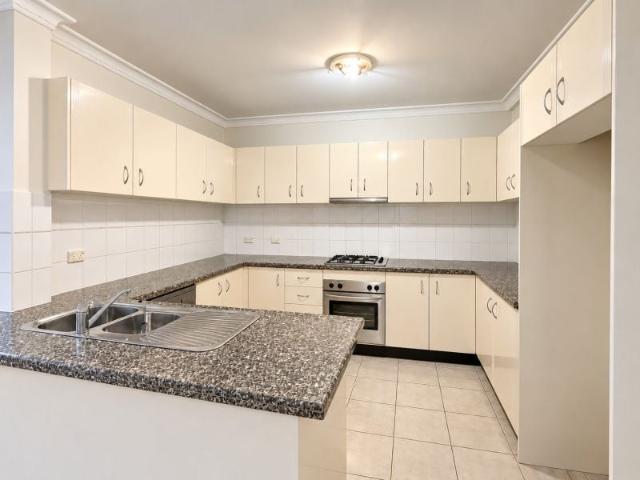 Apartment for rent in Baulkham Hills, Sydney