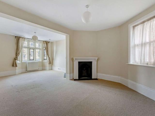Apartment for rent in Tillington, Littlecote