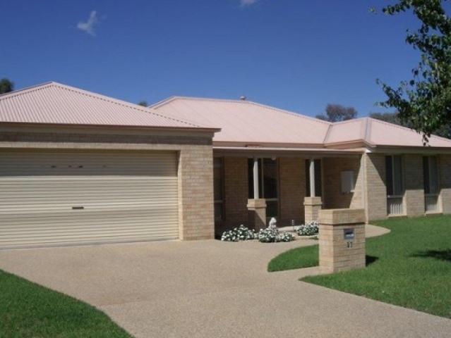 House for rent in West Wodonga, Victoria