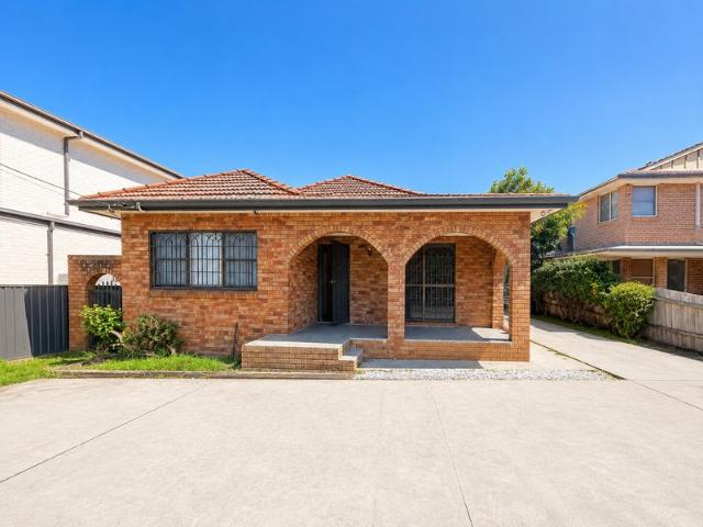 House for rent in Greenacre, Sydney