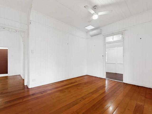 House for rent in Arana Hills, Greater Brisbane