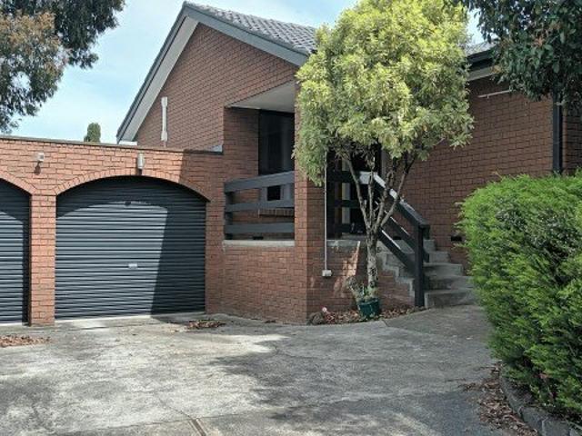 House for rent in Wheelers Hill, Melbourne