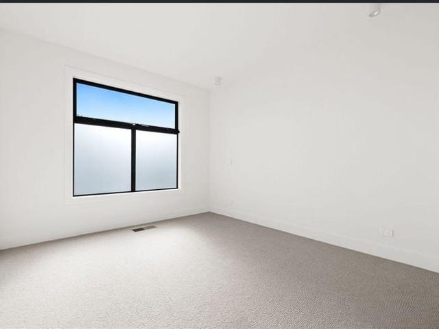 Townhouse for rent in Camerons Creek, Victoria