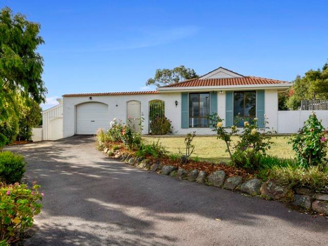 House for rent in Oakdowns, Hobart