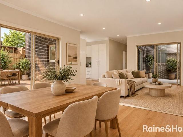 Townhouse for rent in Maidstone, Melbourne