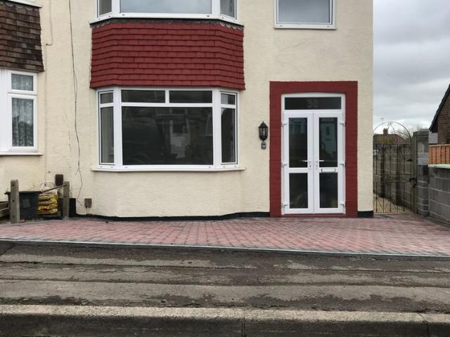 House for rent in Kingswood