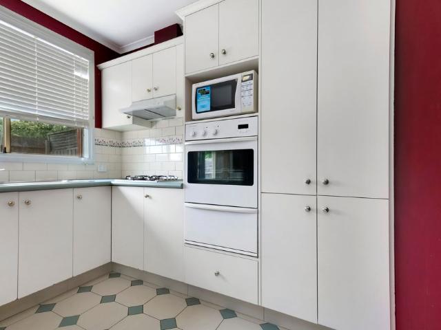Townhouse for rent in Mill Park, Melbourne