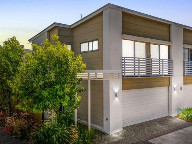 Townhouse for sale in Toombul, Queensland