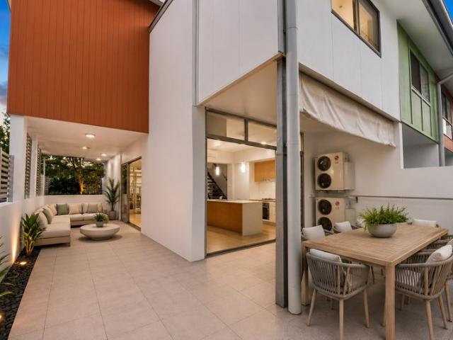 Apartment for rent in Toombul, Queensland