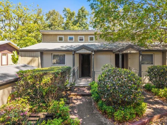 Townhouse for sale in North Gosford, Gosford