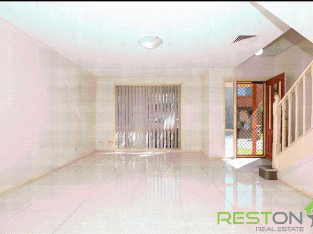 Townhouse for rent in Sydney, New South Wales