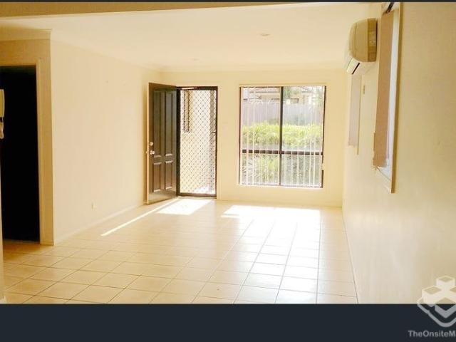 Townhouse for rent in Everton Glades, City of Brisbane
