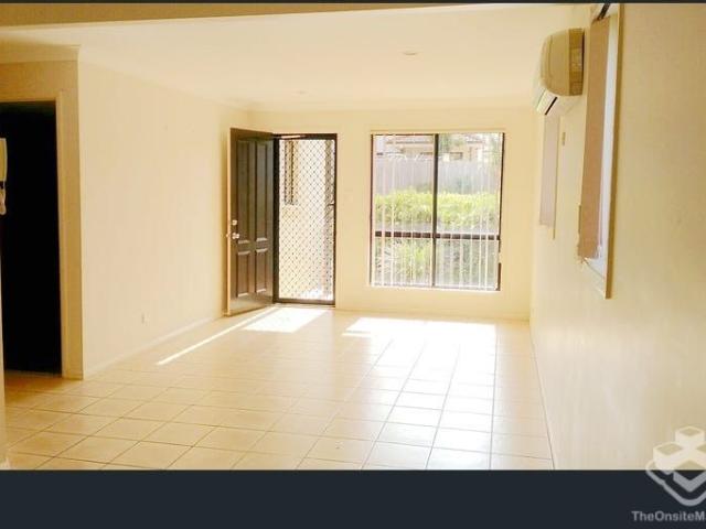 Townhouse for rent in Everton Glades, City of Brisbane