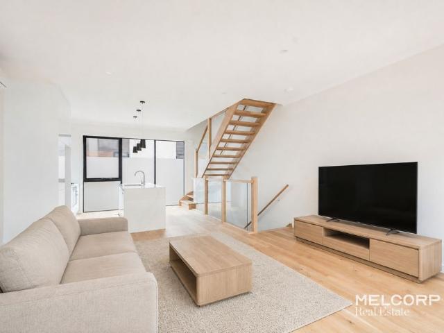 Townhouse for rent in Camerons Creek, Victoria