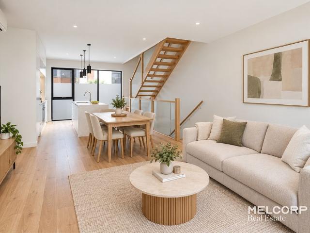 Townhouse for rent in Port Melbourne, Melbourne