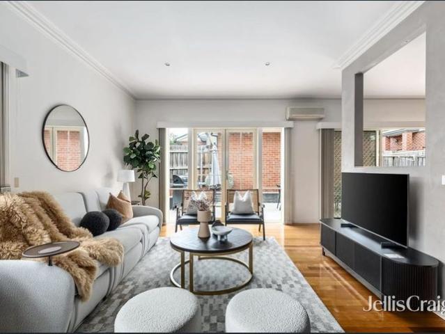 Townhouse for rent in Doncaster East, Melbourne