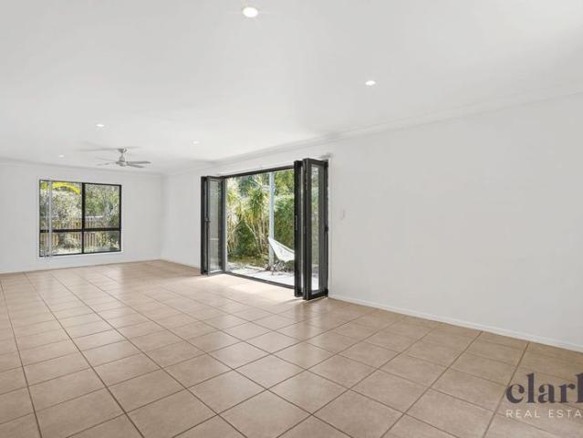 Townhouse for rent in Toombul, Queensland