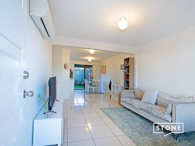 Townhouse for rent in Toombul, Queensland