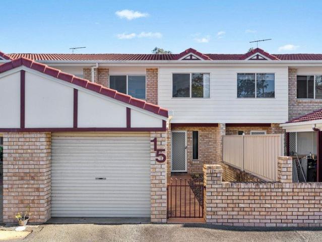 Townhouse for sale in Daisy Hill, Greater Brisbane
