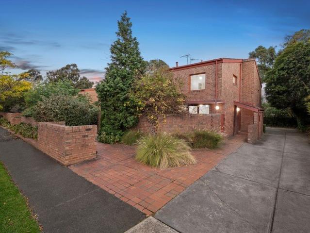 Townhouse for rent in Camerons Creek, Victoria