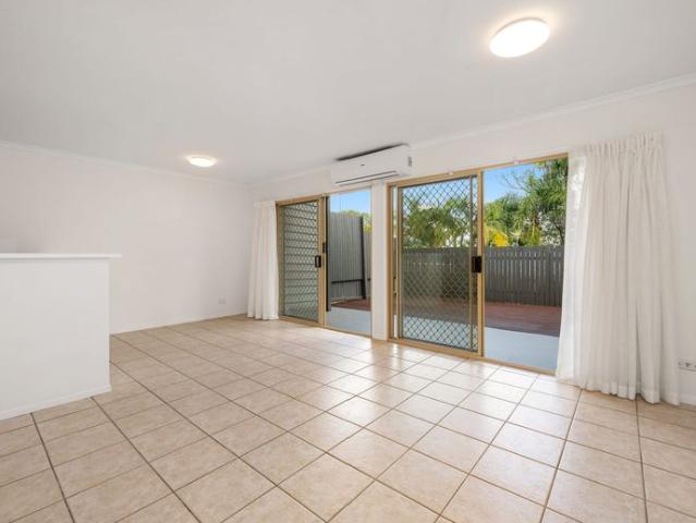 Townhouse for rent in Toombul, Queensland