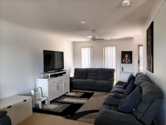 Townhouse for rent in Fernbrook, Queensland