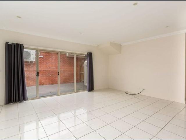 Townhouse for rent in Camerons Creek, Victoria