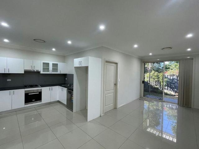 Townhouse for rent in Sydney, New South Wales