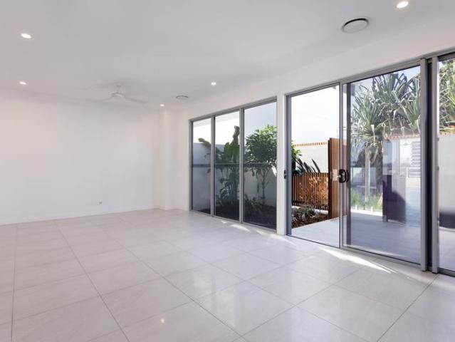 House for rent in Coolangatta, Gold Coast City