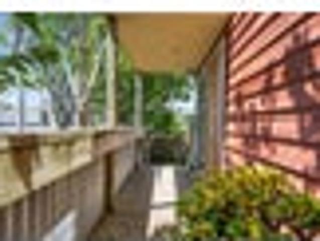 Townhouse for sale in Days Bay, Wellington