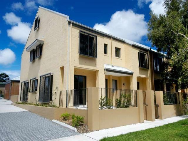 Townhouse for rent in Sydney, New South Wales