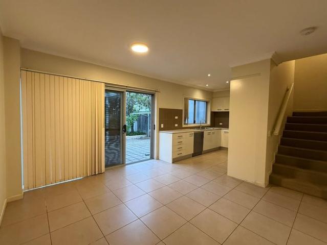 Townhouse for rent in Sydney, New South Wales