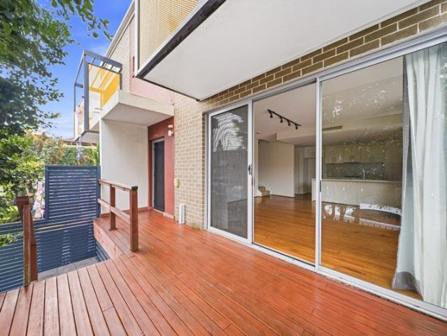 Townhouse for rent in Sydney, New South Wales