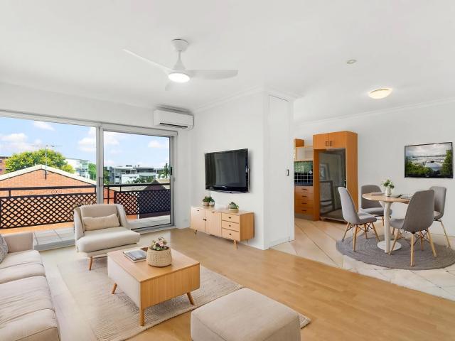 Apartment for rent in Toombul, Queensland