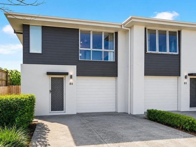 Townhouse for sale in Fernbrook, Queensland